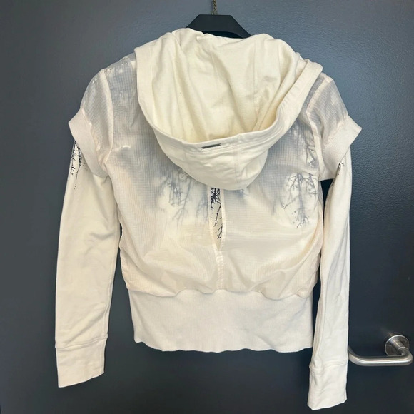 Lululemon Elemental bomber size 4 very rare in mint/newish condition - Picture 3 of 11